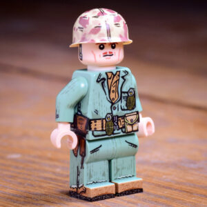 WWII US Marine Zippo Man Iwo Jima 1945000128 Prod3 49968