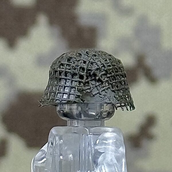 IMG_5079 Netted BrickArms® Stahlhelm (Spring Camo)