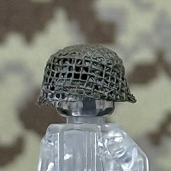 IMG_5082 Netted BrickArms® Stahlhelm (Spring Camo)
